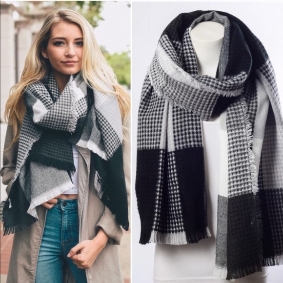 Posh Threadz Accessories - Black and Gray Plaid Waffle Knit Blanket Scarf